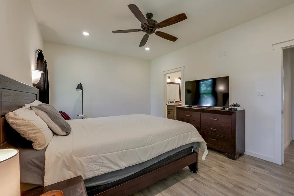 305 W 5th Street Maypearl, TX 76064