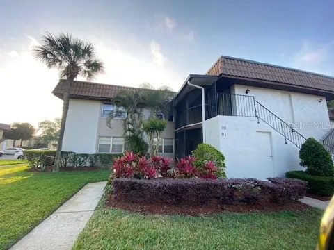 92 WINDTREE LANE #L