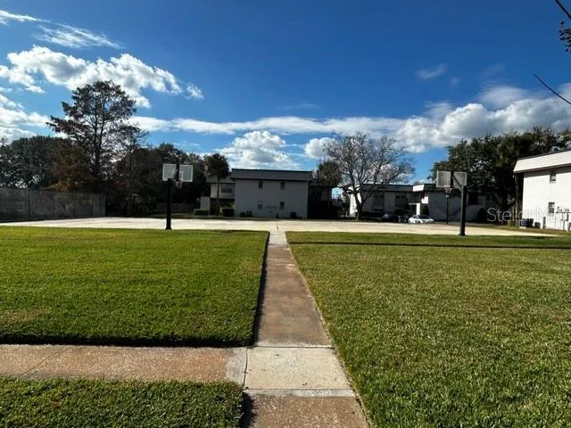 92 WINDTREE LANE #L Winter Garden, FL 34787