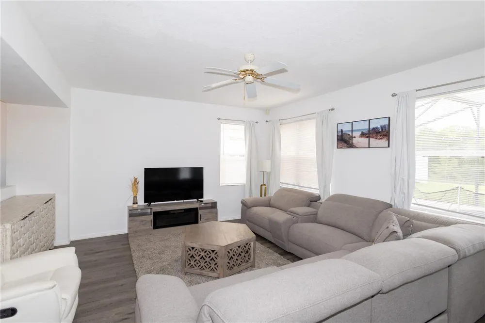 625 KETTERING ROAD Davenport, FL 33897
