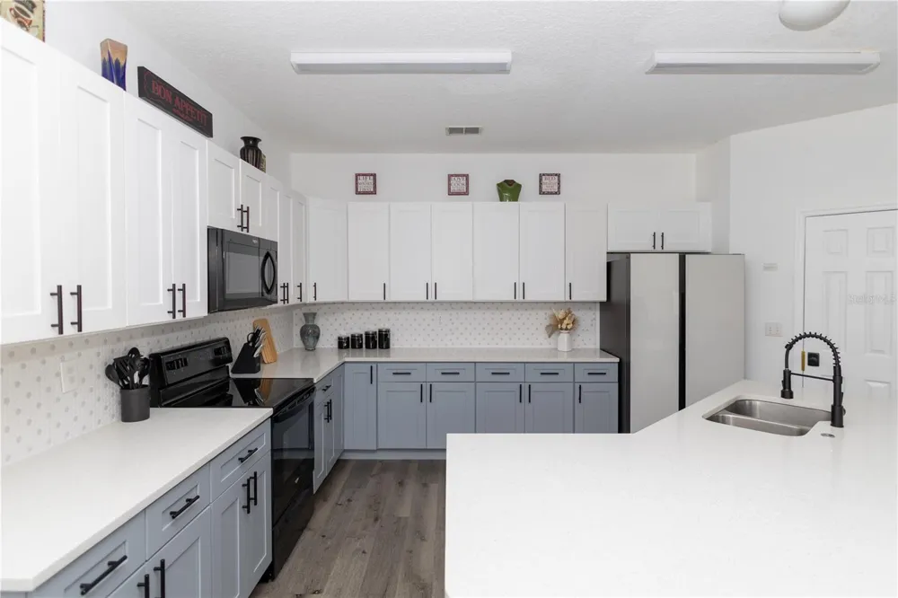 625 KETTERING ROAD Davenport, FL 33897