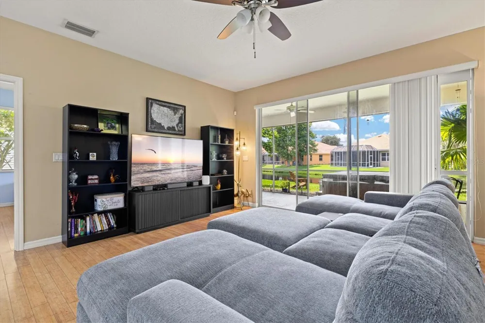 6252 DONNINGTON COURT Sarasota, FL 34238