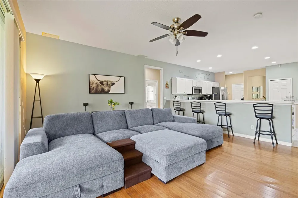 6252 DONNINGTON COURT Sarasota, FL 34238