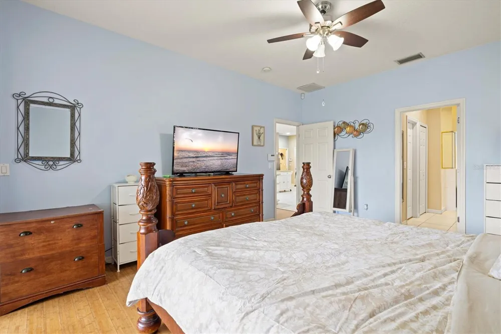 6252 DONNINGTON COURT Sarasota, FL 34238