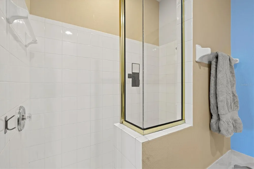 6252 DONNINGTON COURT Sarasota, FL 34238