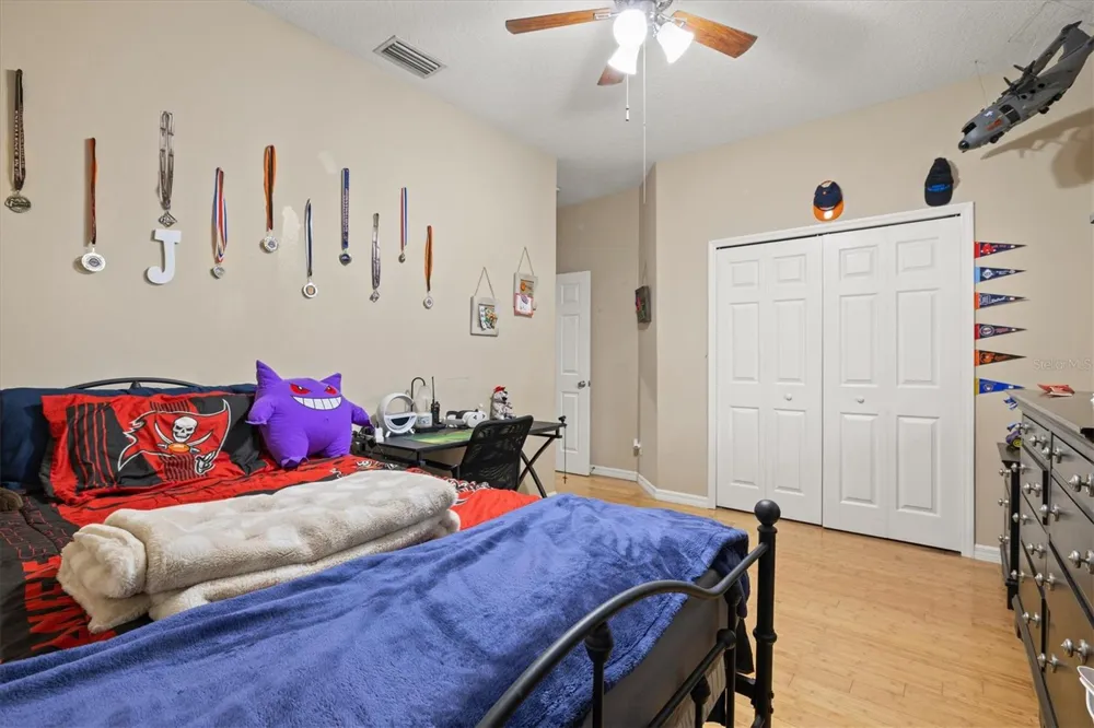 6252 DONNINGTON COURT Sarasota, FL 34238