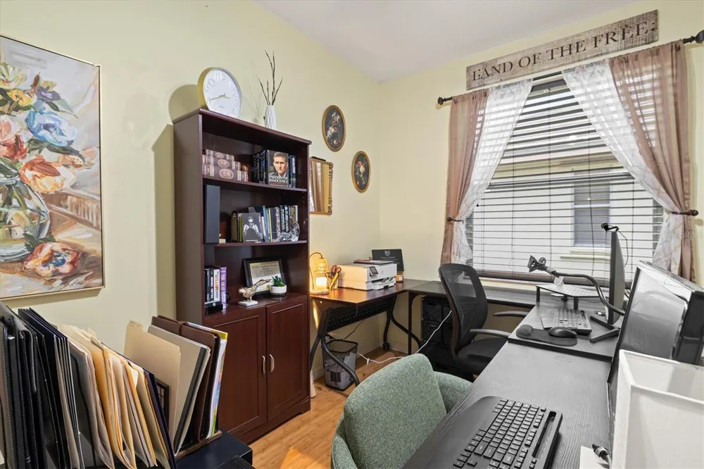 6252 DONNINGTON COURT Sarasota, FL 34238
