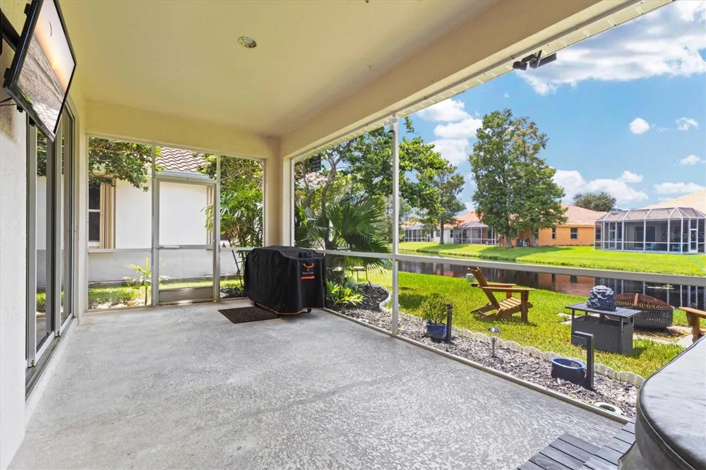 6252 DONNINGTON COURT Sarasota, FL 34238