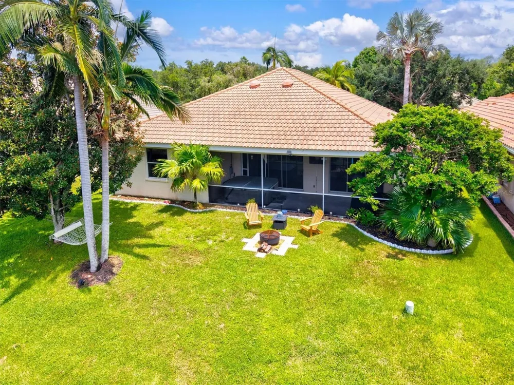 6252 DONNINGTON COURT Sarasota, FL 34238