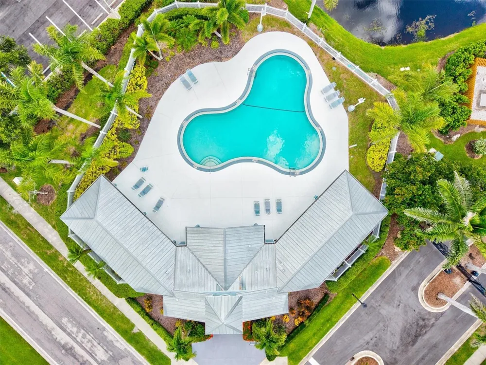 6252 DONNINGTON COURT Sarasota, FL 34238