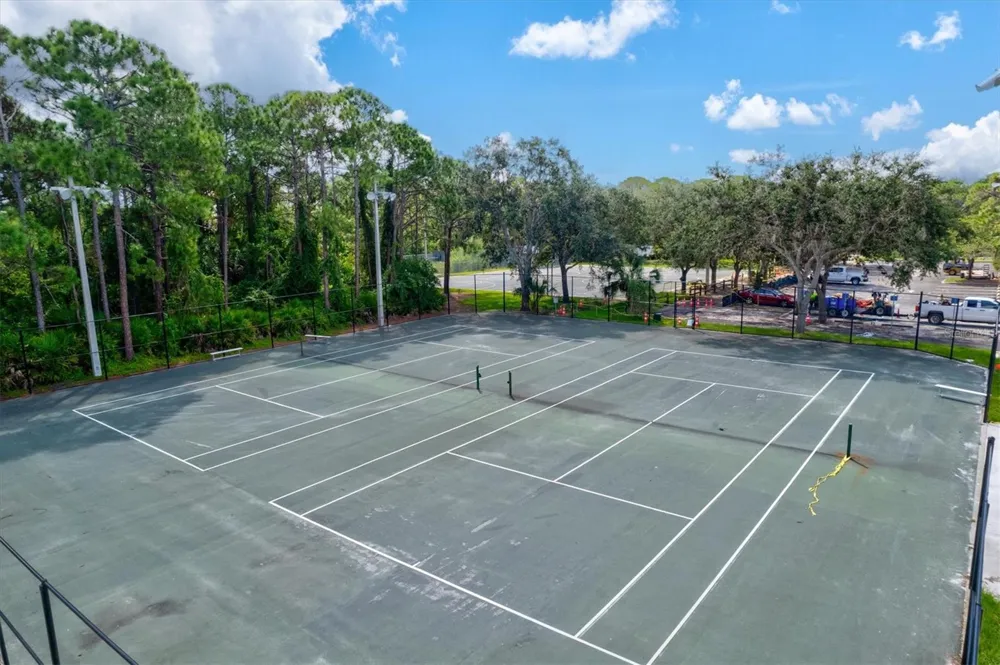 6252 DONNINGTON COURT Sarasota, FL 34238