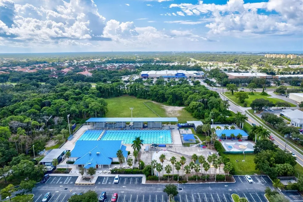 6252 DONNINGTON COURT Sarasota, FL 34238