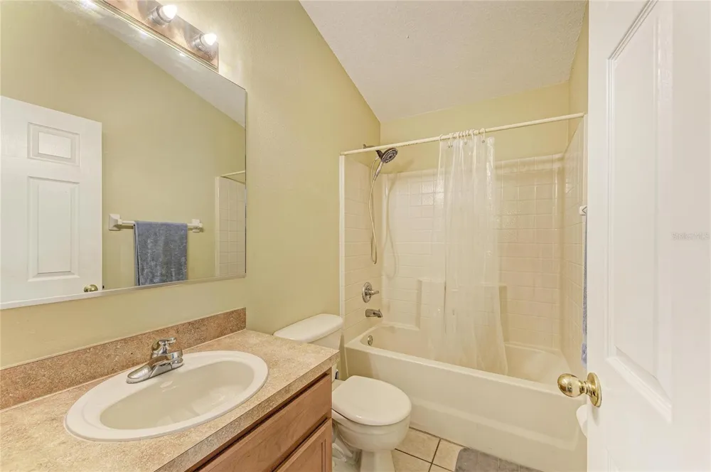 14922 AMBERJACK TERRACE #106 Bradenton, FL 34202