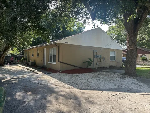 9406 HARTTS DRIVE