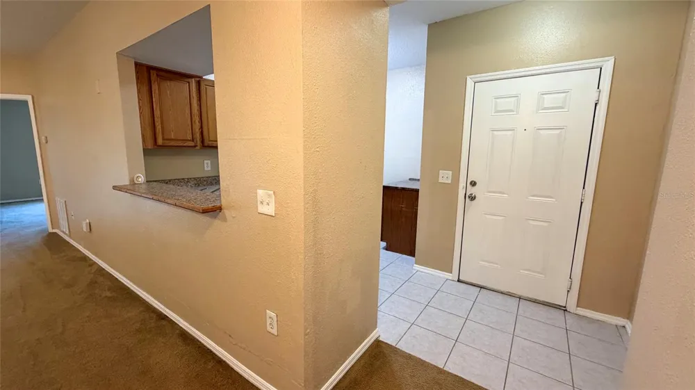 9523 GROVEDALE CIRCLE #101 Riverview, FL 33578