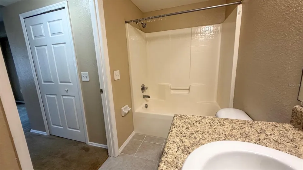 9523 GROVEDALE CIRCLE #101 Riverview, FL 33578