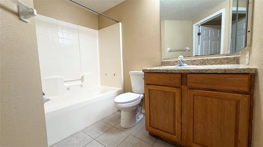 9523 GROVEDALE CIRCLE #101 Riverview, FL 33578