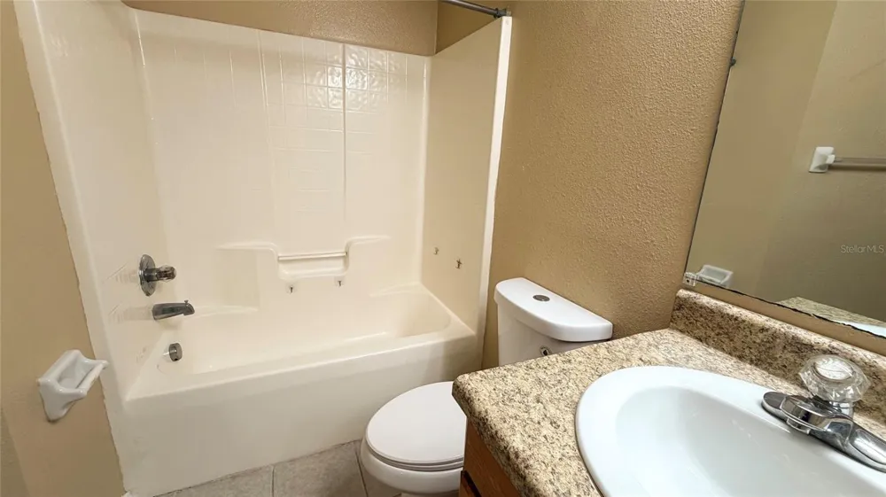 9523 GROVEDALE CIRCLE #101 Riverview, FL 33578