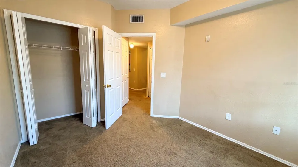9523 GROVEDALE CIRCLE #101 Riverview, FL 33578