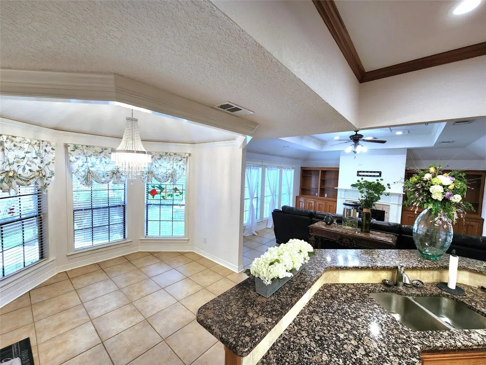 104 Portulaca Street Lake Jackson, TX 77566