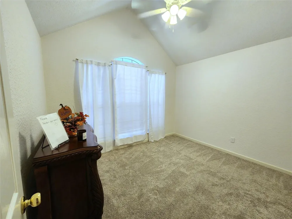 104 Portulaca Street Lake Jackson, TX 77566