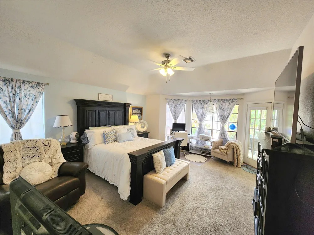 104 Portulaca Street Lake Jackson, TX 77566