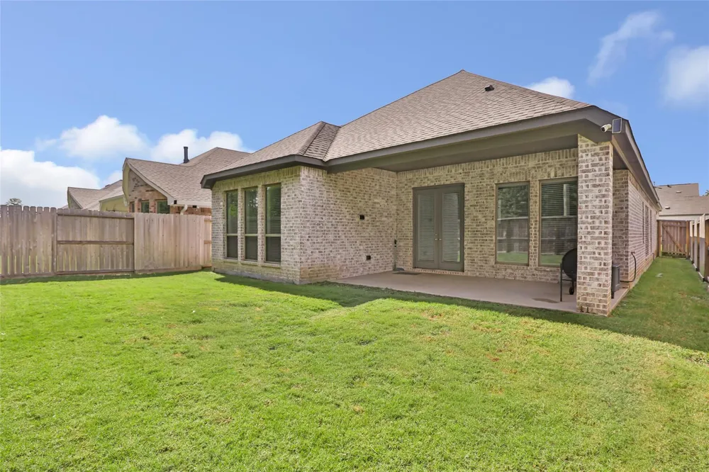 8499 International Falls Drive Porter, TX 77365