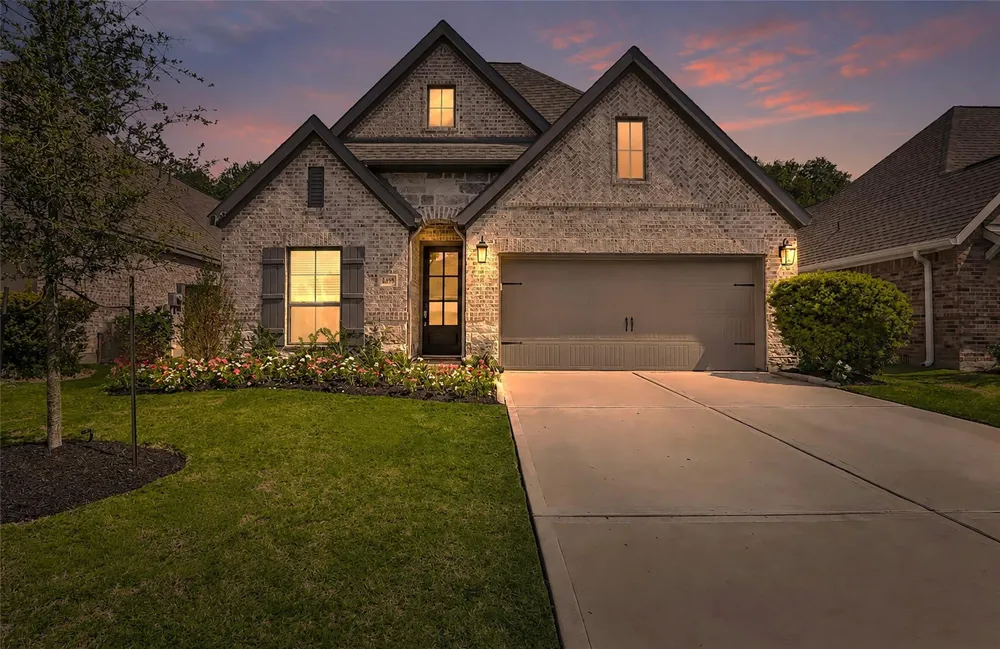 8499 International Falls Drive Porter, TX 77365