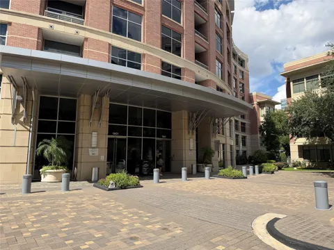 1901 Post Oak Boulevard #1105