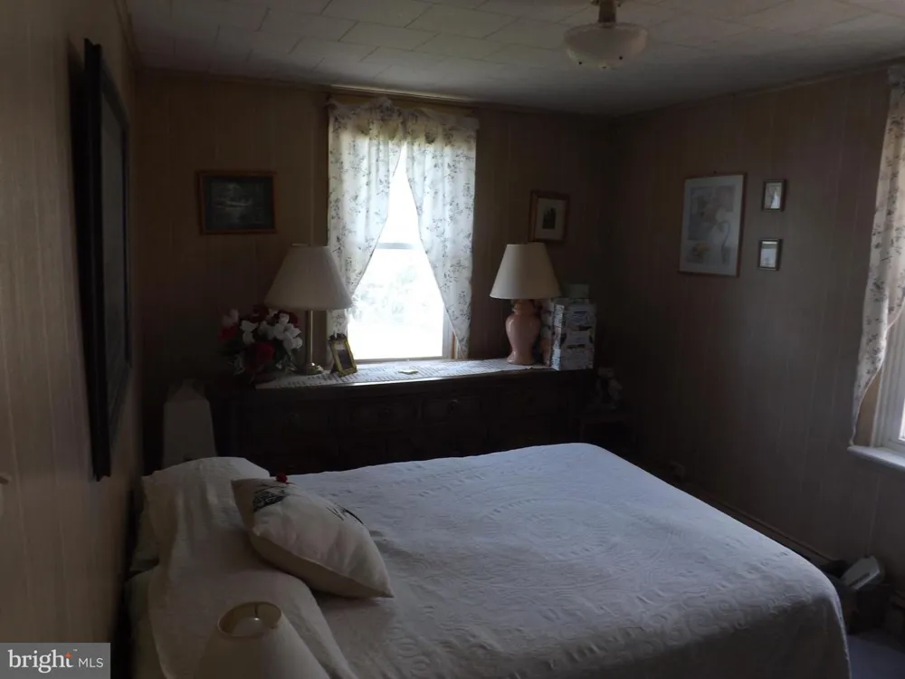 228 S MORRIS STREET Saint Clair, PA 17970