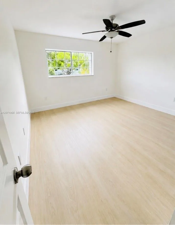 14255 SW 96th Ter Miami, FL 33186