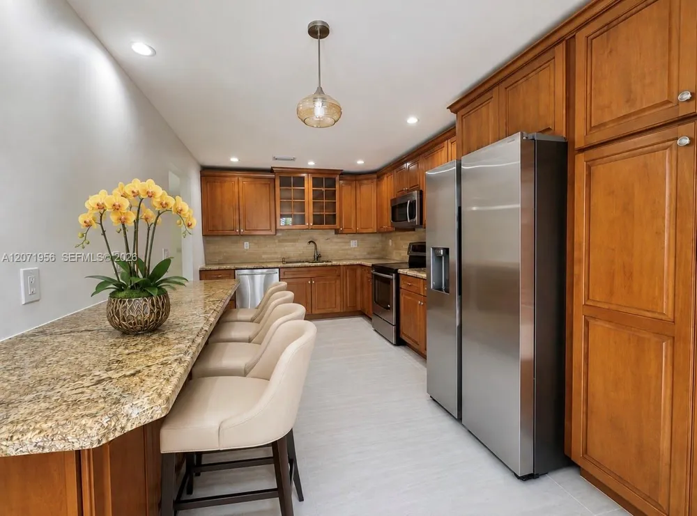 14255 SW 96th Ter Miami, FL 33186
