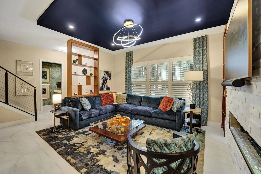 2617 NE 14th Avenue #102 Wilton Manors, FL 33334
