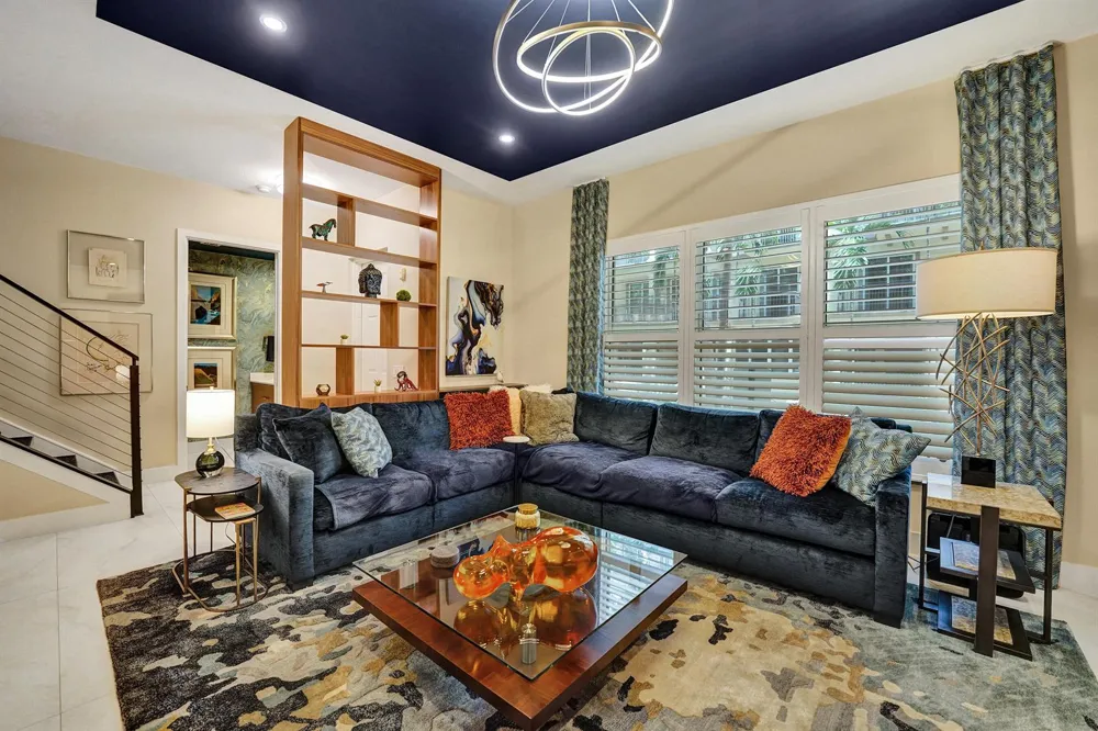 2617 NE 14th Avenue #102 Wilton Manors, FL 33334