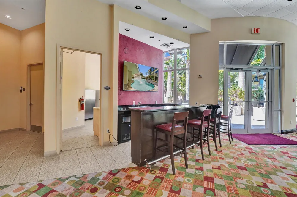 2617 NE 14th Avenue #102 Wilton Manors, FL 33334
