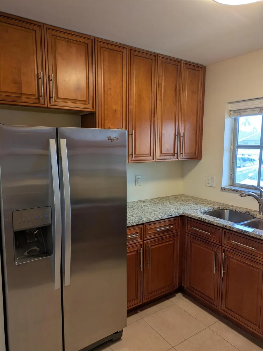 2771 Ashley Drive E #J West Palm Beach, FL 33415