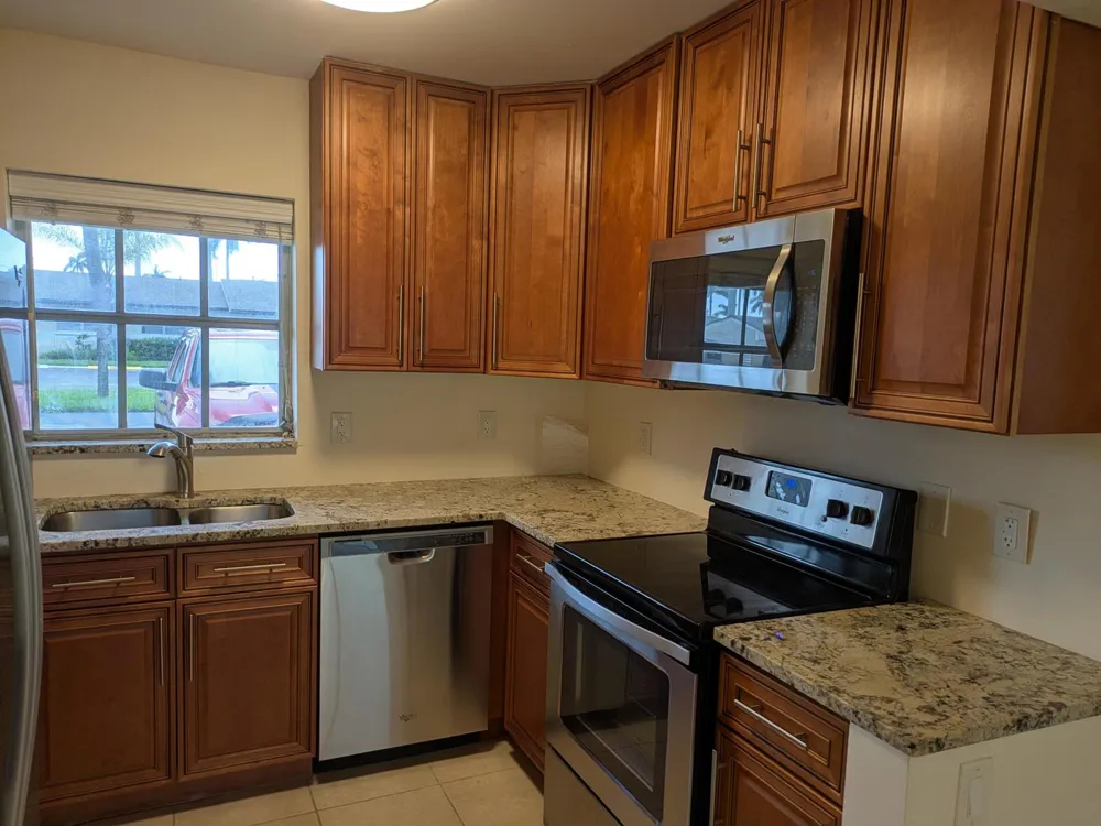 2771 Ashley Drive E #J West Palm Beach, FL 33415