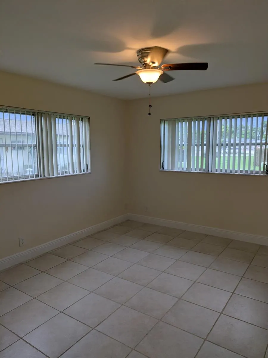 2771 Ashley Drive E #J West Palm Beach, FL 33415