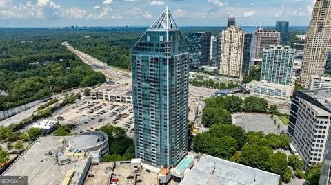 3338 Peachtree RD NE
