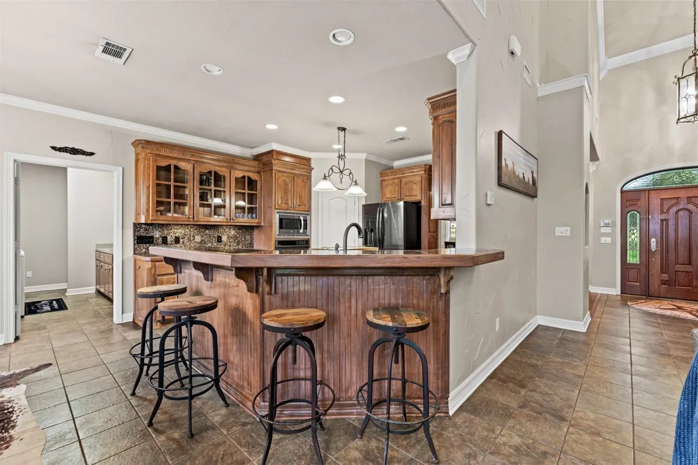 2285 Austin Hines Drive China Spring, TX 76633