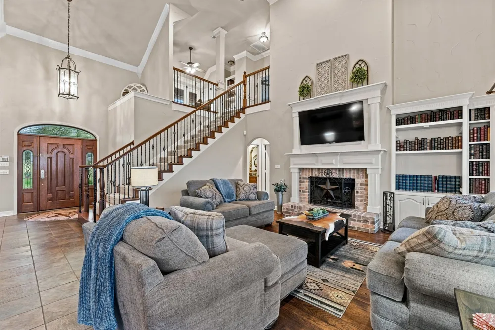 2285 Austin Hines Drive China Spring, TX 76633