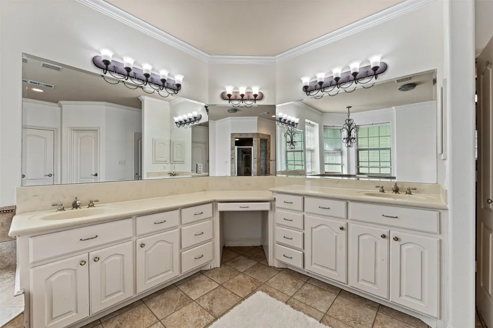 2285 Austin Hines Drive China Spring, TX 76633