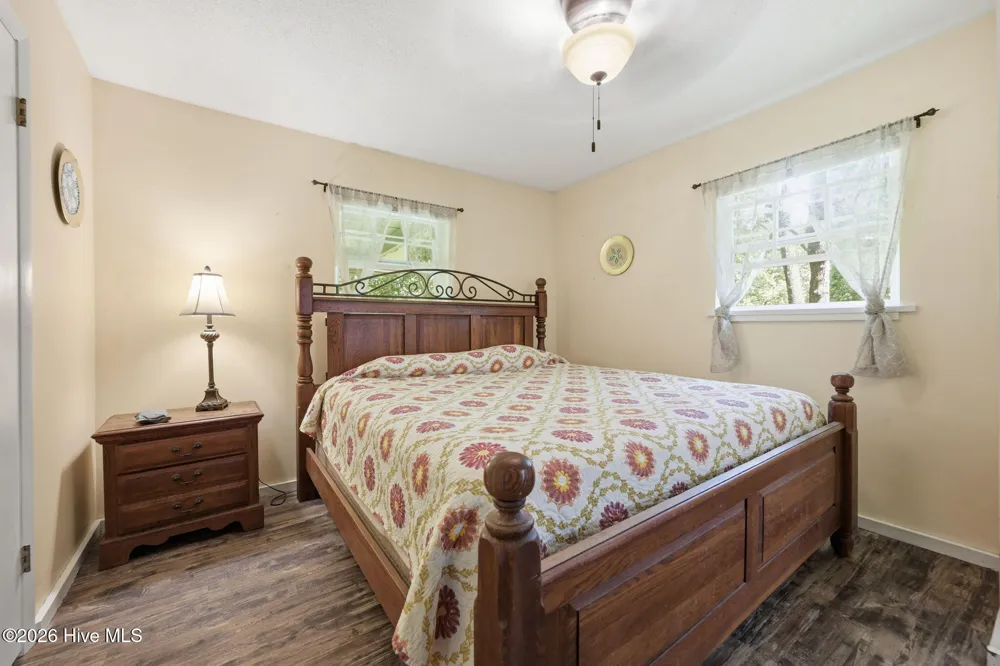 452 Paradise Road Robbinsville, NC 28771