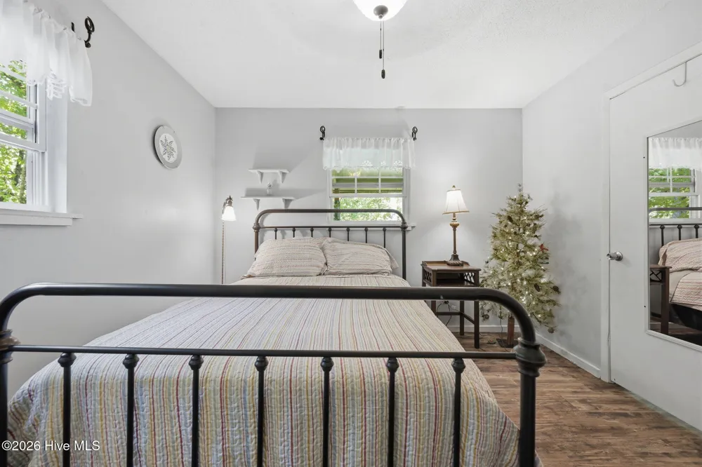 452 Paradise Road Robbinsville, NC 28771