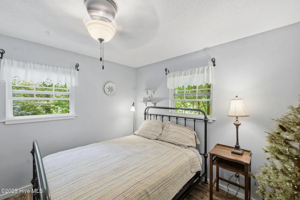 452 Paradise Road Robbinsville, NC 28771