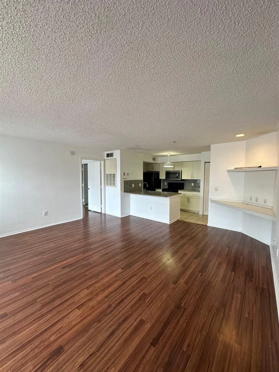 2210 GRAND CAYMAN COURT #1721 Kissimmee, FL 34741