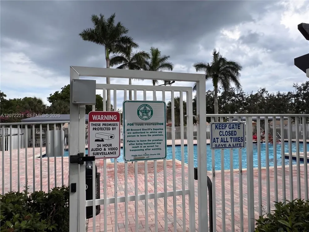 1599 Palermo Dr Weston, FL 33327