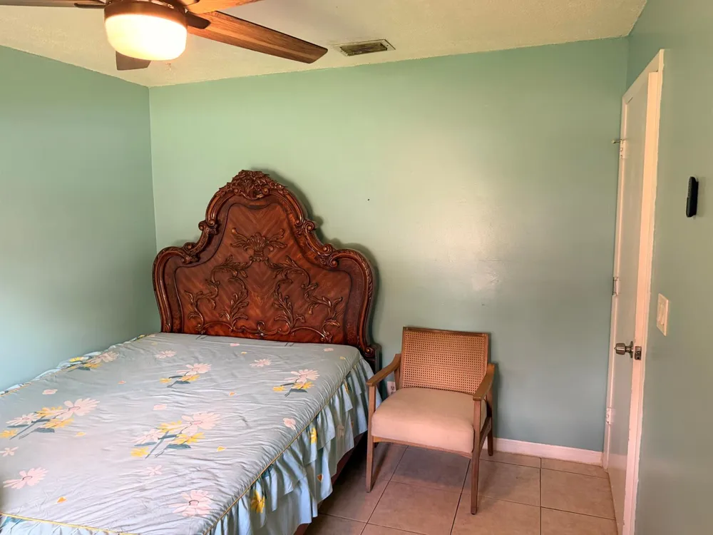 6082 Wauconda Way E Lake Worth, FL 33463