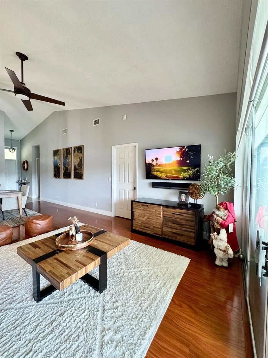 209 CYPRESS POINT DRIVE Palm Beach Gardens, FL 33418