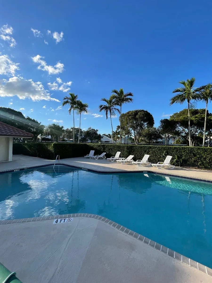 209 CYPRESS POINT DRIVE Palm Beach Gardens, FL 33418